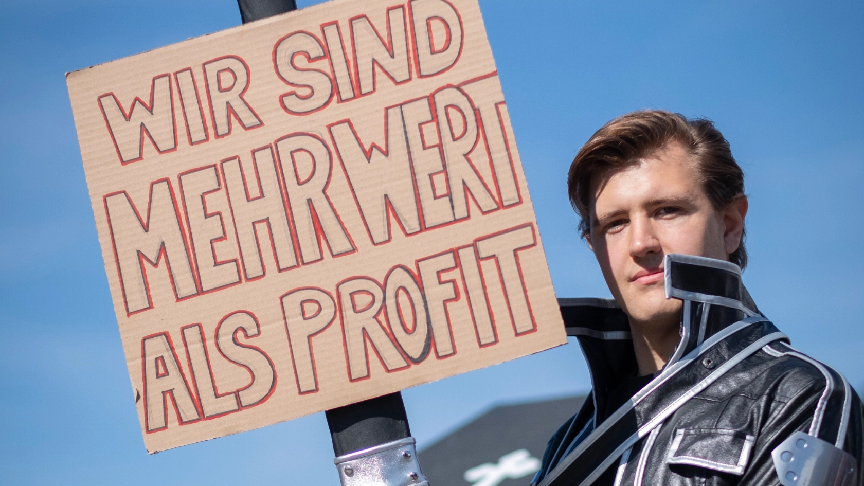 IG Metall Aktion KUBOTA Mitarbeiter , vor der Ausbildungsmesse, Rodgau,  19.09.25, Foto: Tim Wegner