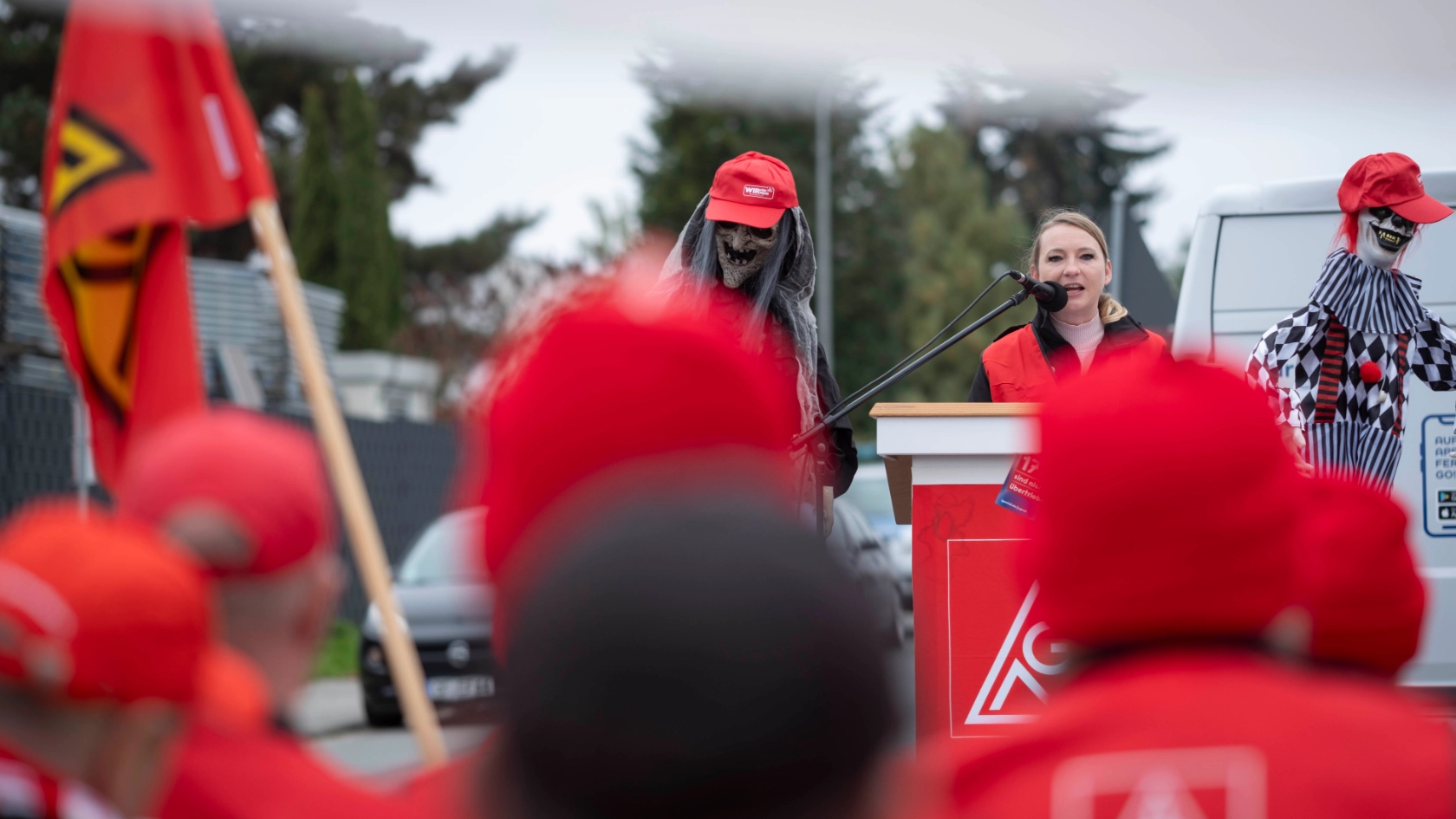Warnstreik Zeppelin Systems GmbH, Roedermark, 31.10.24, Foto: Tim Wegner