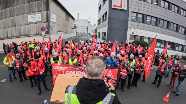2024-11-07 Warnstreik GKN, LMS